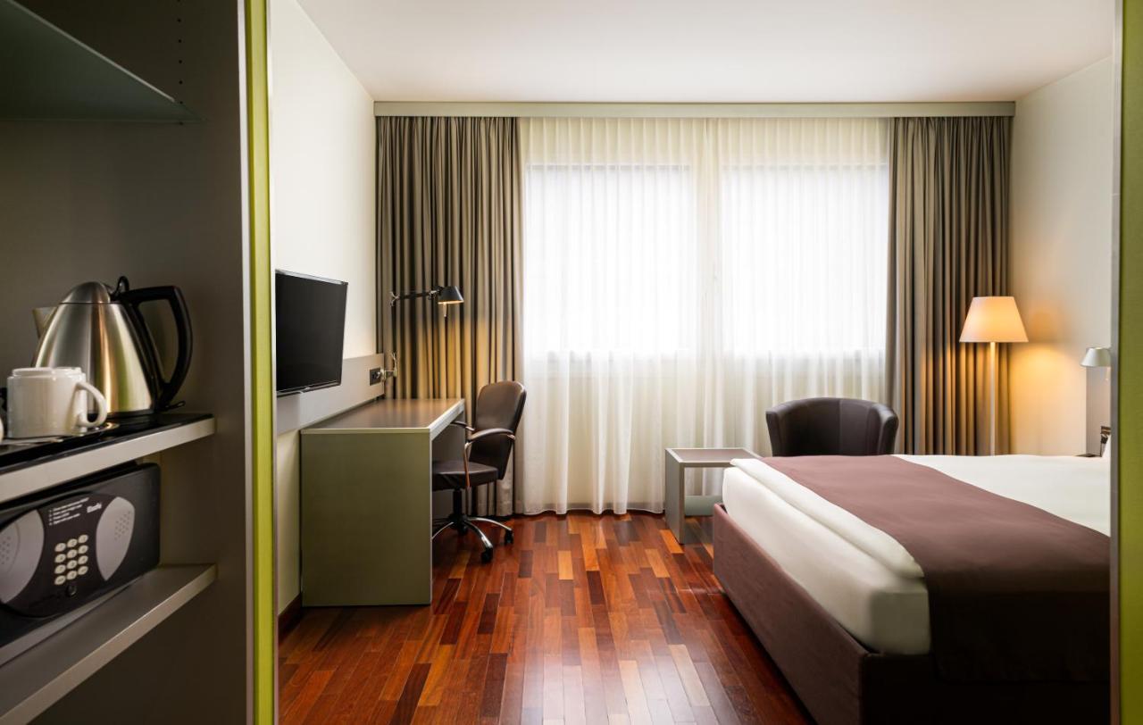 Messe, An Ihg Zúrich