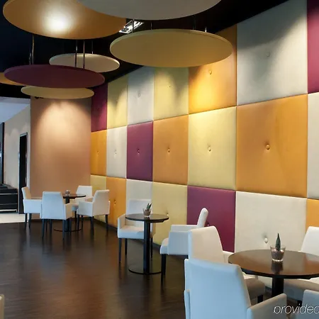 Holiday Inn Zuerich Messe By Ihg 